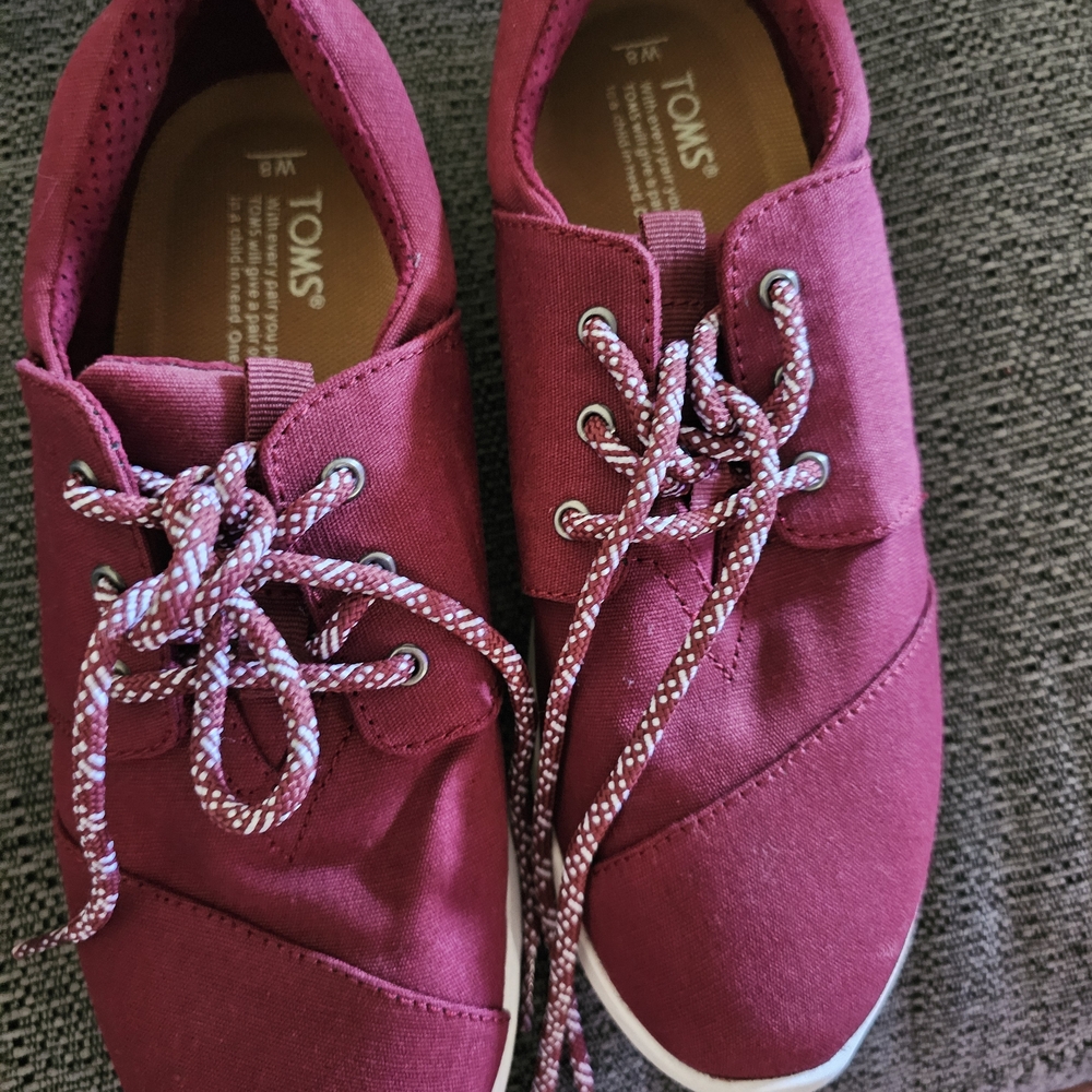 TOMS Maroon Sneakers